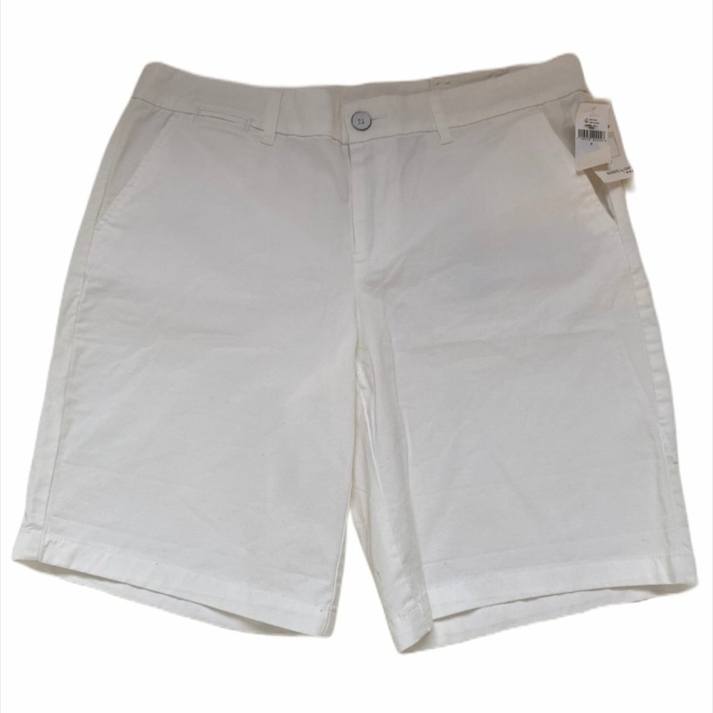 NWT Khakis by Gap Boyfriend Roll-Up Shorts Size 4